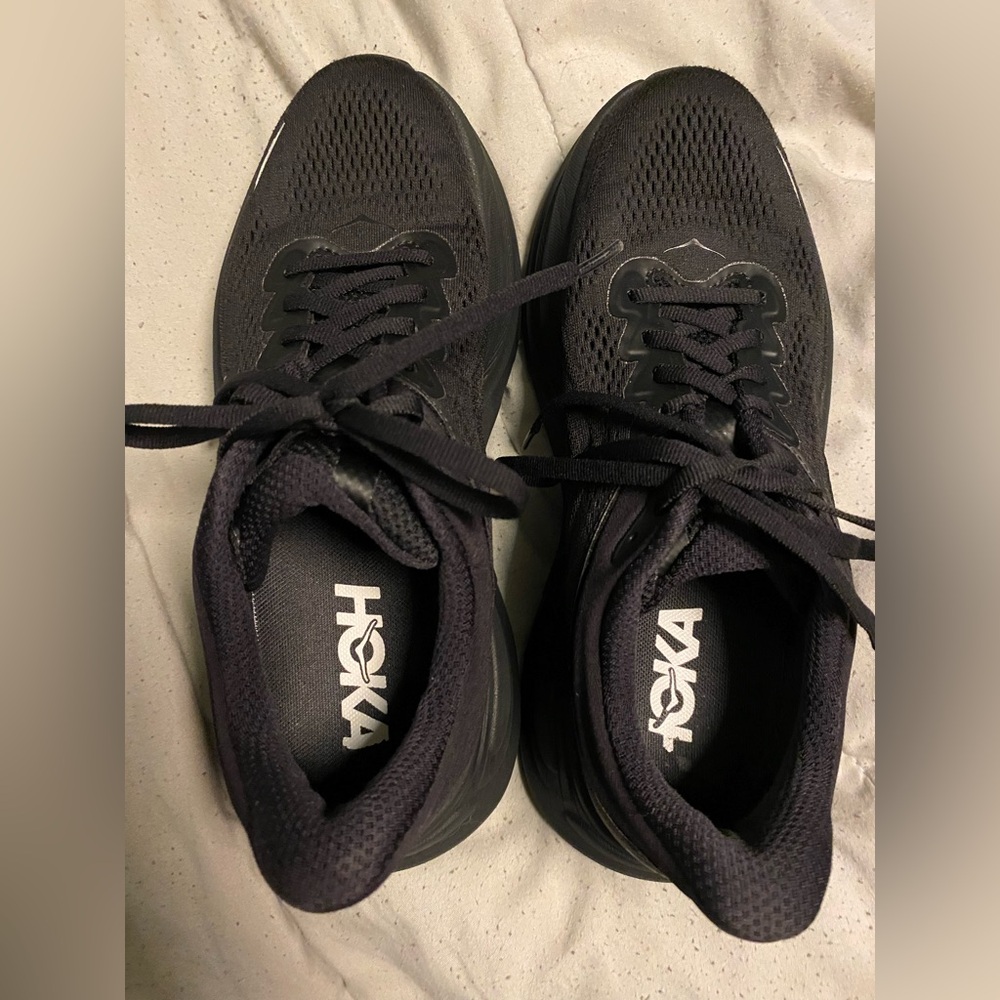 Hoka Bondi size 8 female Black Running Shoes
